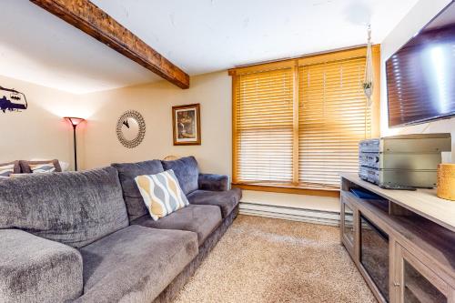 Χώρος καθιστικού στο Big Sky Ski Condo