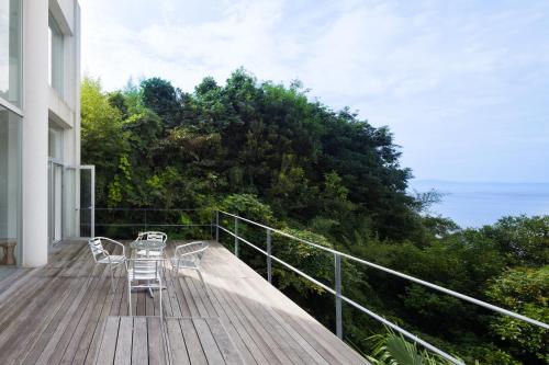 葉山町にある南葉山 - Ocean Terrace Minami Hayama - ペット可の海の景色を望むバルコニー(椅子付)