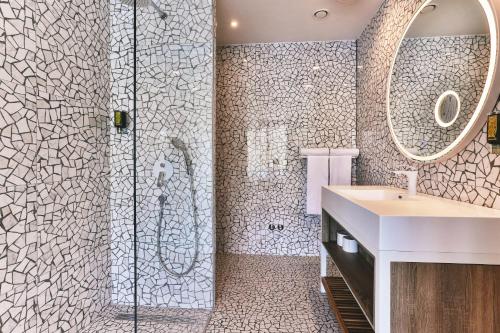 Koupelna v ubytování Carine Hotel Kumbor Superior