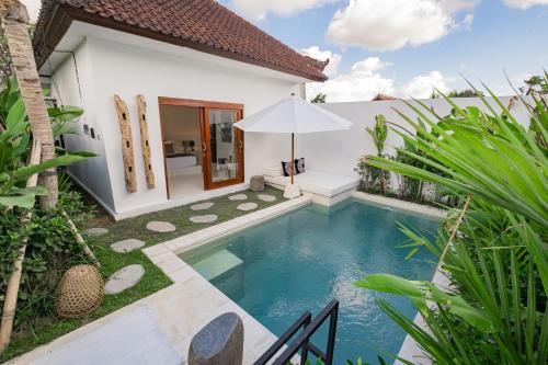 Luxury 2 bedrooms villa Putih Pererenan