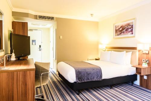 Letto o letti in una camera di Holiday Inn Portsmouth by IHG