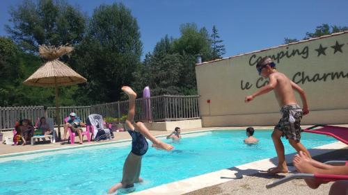 Gallery image of Camping Le Coin Charmant in Chauzon