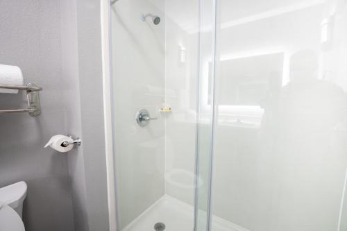 Koupelna v ubytování Comfort Suites Seabrook - Kemah
