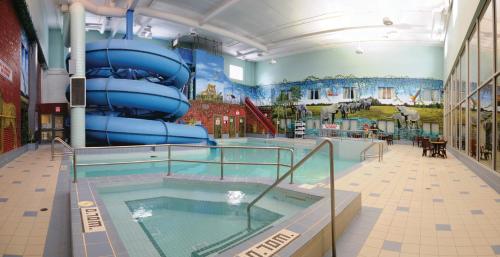Canad Inns Destination Centre Fort Garry Image
