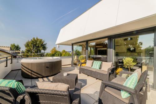 LAKE MOMENTS - Emerald Penthouse 8636 Balatonszemes, Cinka Panna utca 2. kép - 3