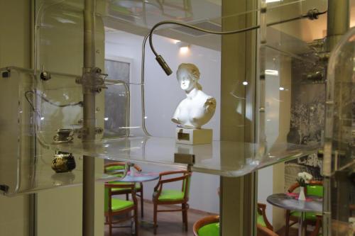 Kuchyň nebo kuchyňský kout v ubytování Attalos Hotel
