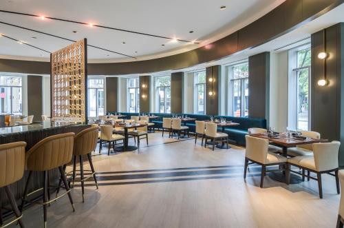 Crowne Plaza Cleveland at Playhouse Square, an IHG Hotel Image