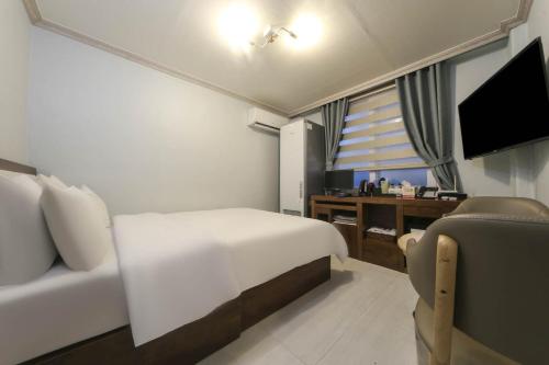 Gallery image of Goodstay Grand Motel Chuncheon in Chuncheon