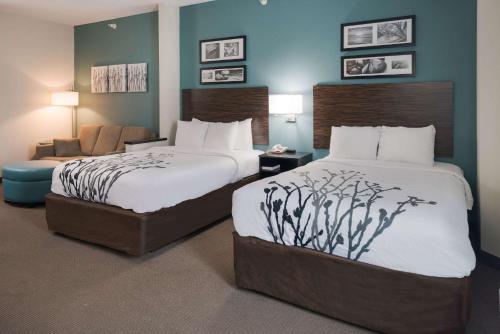 Ένα δωμάτιο στο Sleep Inn & Suites Port Clinton