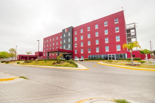 Capital O Hotel Herederos, Piedras Negras