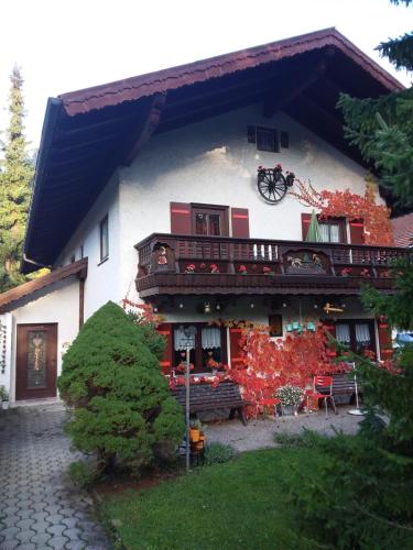 Gallery image of Haus Ruth in Ruhpolding