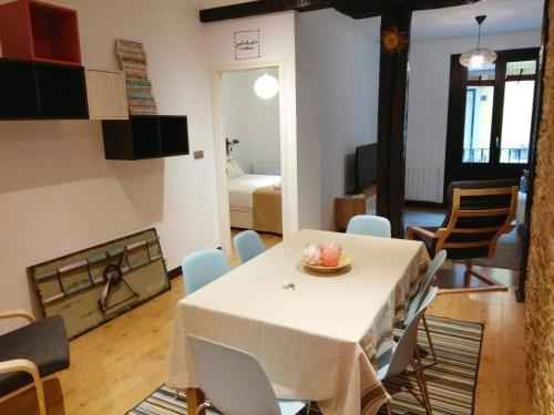 Ekhilore I Bilbao Old Town