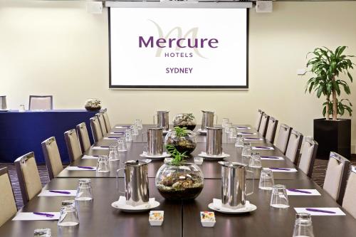 Ärikülastajate ala ja/või konverentsiruum majutusasutuses Mercure Sydney