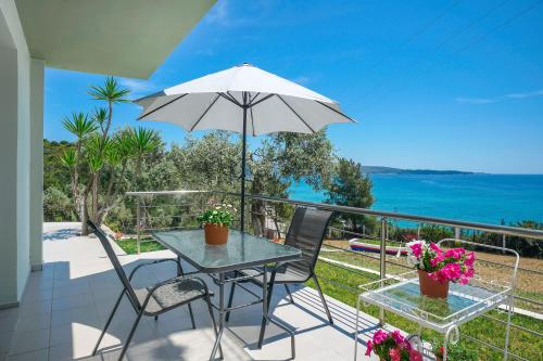 Φωτογραφία από το άλμπουμ του Endless View Villa στα Λιμενάρια