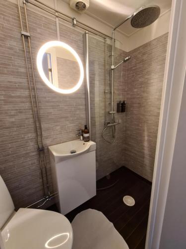 Koupelna v ubytování Dala-Järna Hotell och Vandrarhem