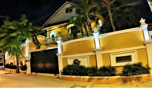 Zahrada ubytování WOWLAND Luxury Pool Villa Pattaya Walking Street 6 Bedrooms