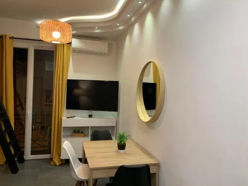 Relaxhome - Hypercentre - Clim - Netflix photo 9