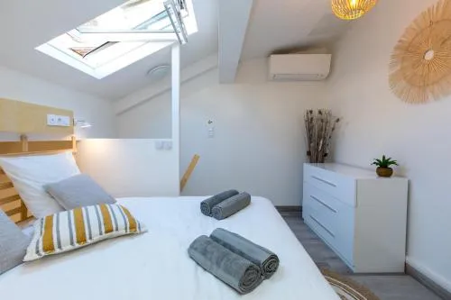 Duplex : Plage 300m, Clim, Netflix photo 16