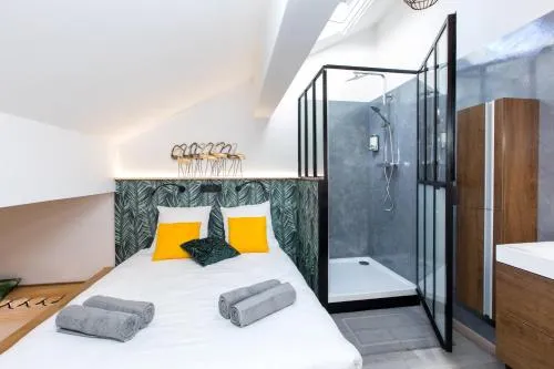 Duplex : Plage 300m, Clim, Netflix photo 48