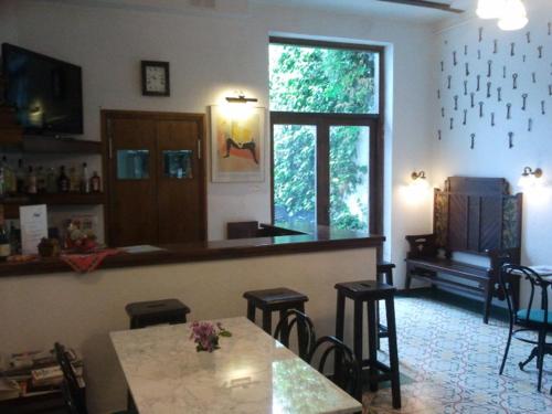 Ruang duduk di Hotel Mitus