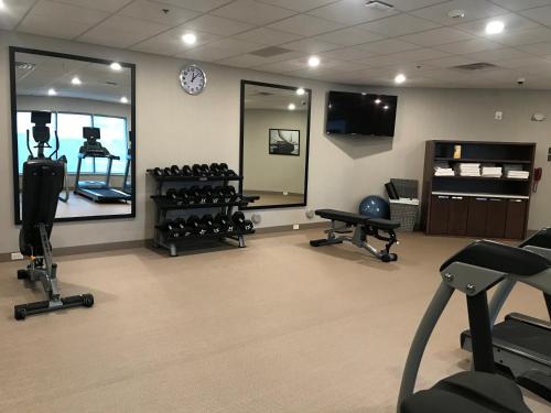 Fitness centrum a/nebo fitness zařízení v ubytování Staybridge Suites - Sioux Falls Southwest by IHG