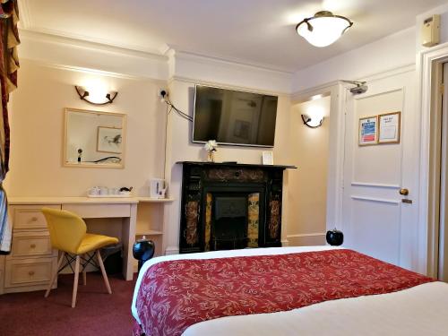 Televisyen dan/atau pusat hiburan di The Gordon House Hotel