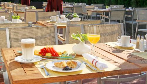 Crowne Plaza Berlin City Centre Ku'damm by IHG photo 78