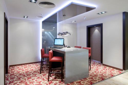 Crowne Plaza Berlin City Centre Ku'damm by IHG photo 72