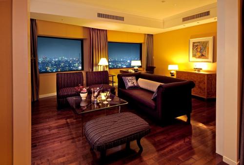 Posezení v ubytování ANA Crowne Plaza Hotel Grand Court Nagoya by IHG