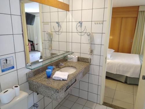 Salle de bains dans l'établissement Apartamento Meireles perto feirinha Beira Mar105