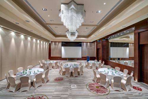 Galería fotográfica de Crowne Plaza Duqm by IHG en Duqm