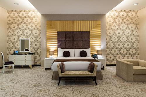 Posezení v ubytování Crowne Plaza Riyadh - RDC Hotel & Convention by IHG