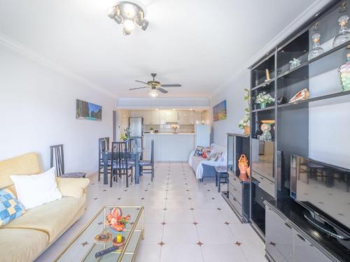 Apartment Sant Maurici by Interhome