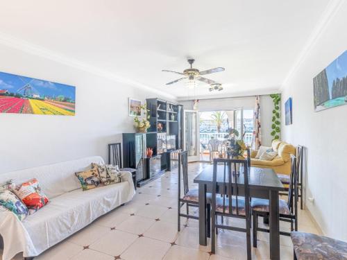 Apartment Sant Maurici by Interhome