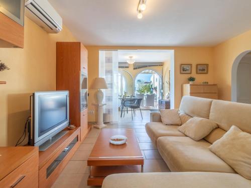 Holiday Home Bonica by Interhome
