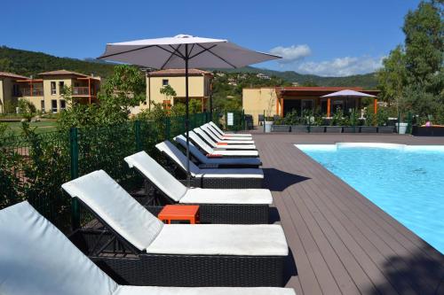 Piscina en o cerca de Marina di Favona