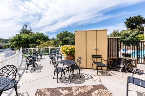 Un balcón o terraza en Quality Inn & Suites Capitola By the Sea