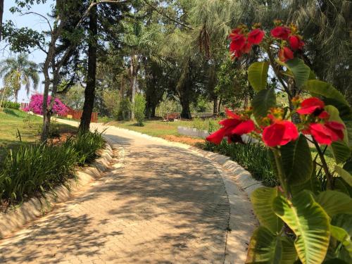 Taman di luar Gardenian Boutique Hotel