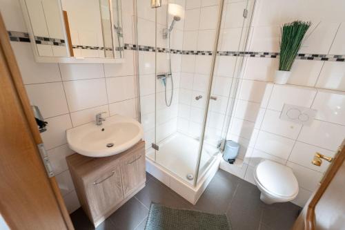 Et badeværelse på Ferienwohnung Anke - Appartement 5c