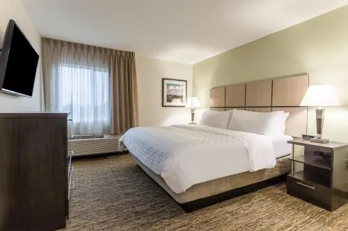 Candlewood Suites - Davenport by IHG photo 13