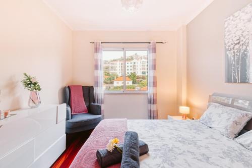 Lovely 2 Bedroom Sea view apartment