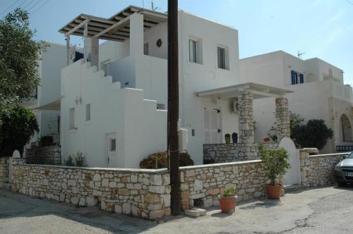 studios MARIA in naoussa paros