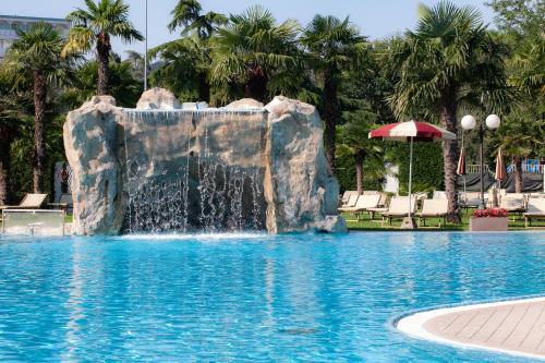 Kolam renang di atau dekat dengan Hotel Terme All'Alba