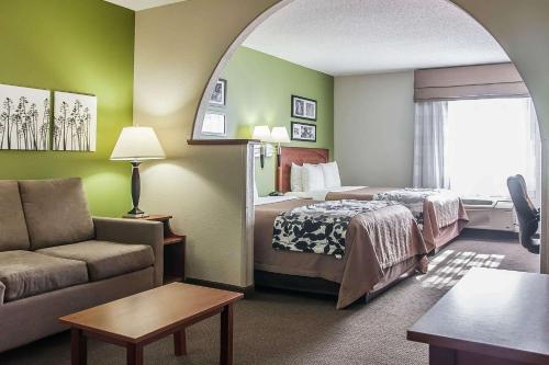 Foto dalla galleria di Sleep Inn & Suites Conference Center and Water Park a Minot