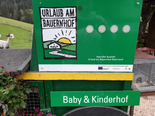 Certifikát, hodnocení, plakát nebo jiný dokument vystavený v ubytování Baby- und Kinderbauernhof Montaning