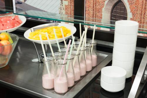 Đồ ăn tại/gần khách sạn