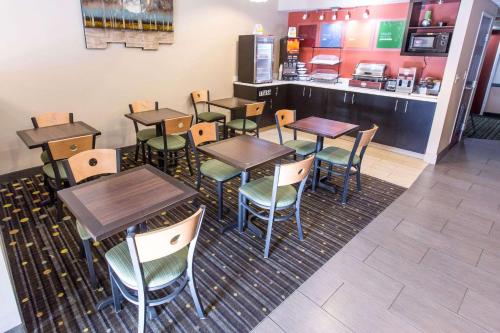 Εστιατόριο ή άλλο μέρος για φαγητό στο Comfort Inn Pittsburgh Crafton