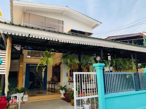 Balkón nebo terasa v ubytování Baan Mae Somkid Homestay