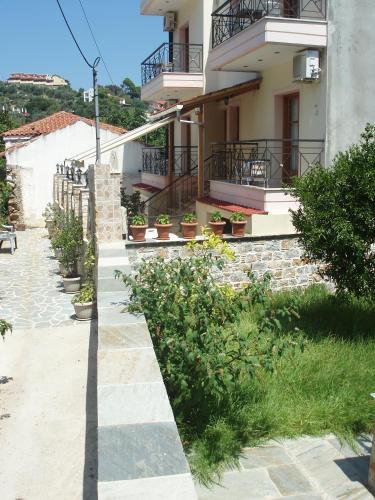 skiathos studios HL