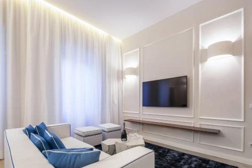 Luxury Blue Duomo by Mmega